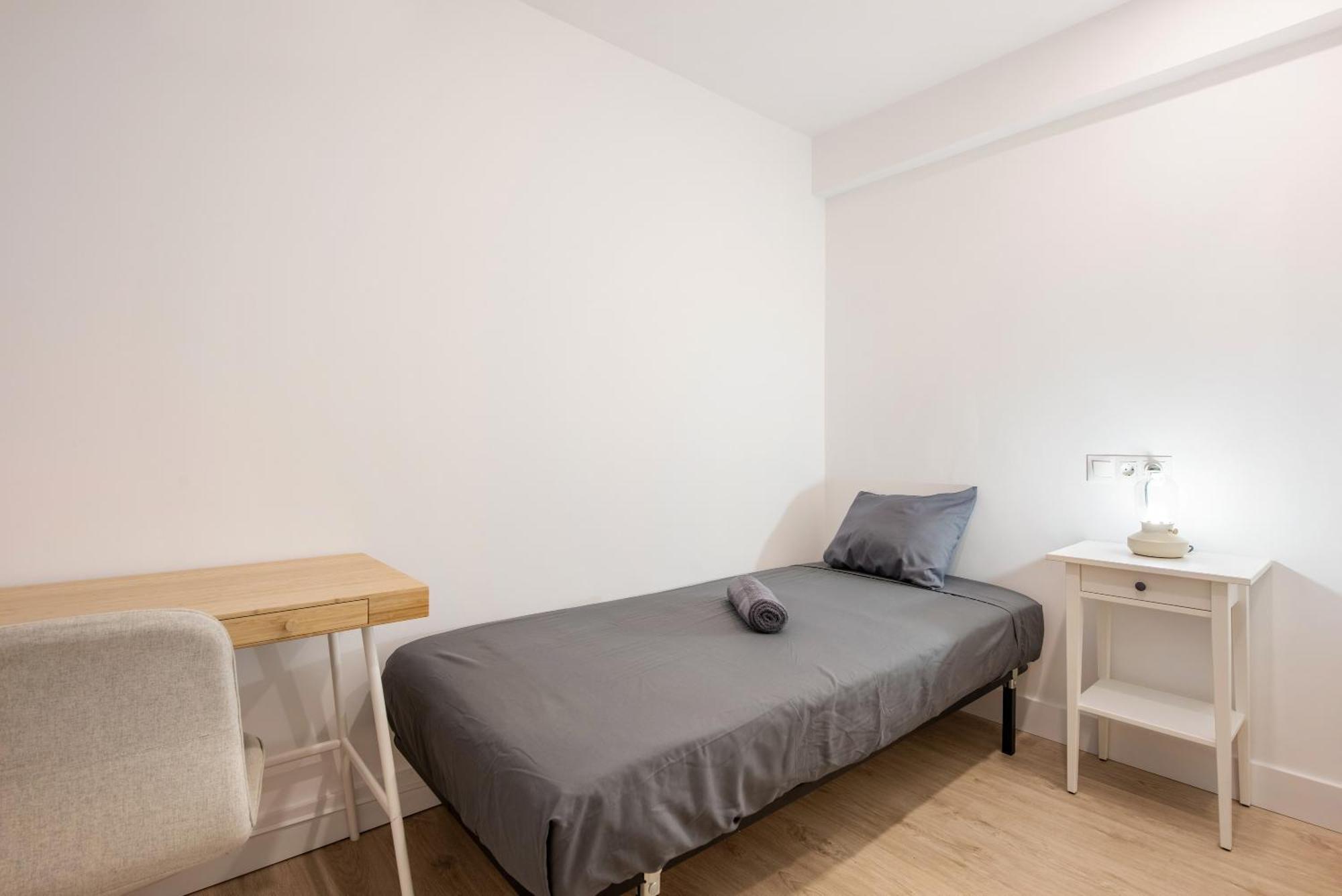 Malaga Hub Apartment Exterior photo